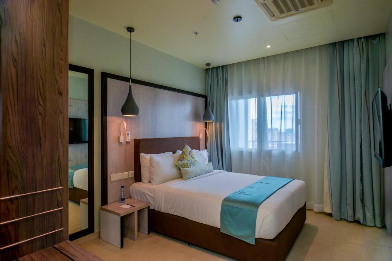 Aura Suites Dar es Salaam Exterior photo